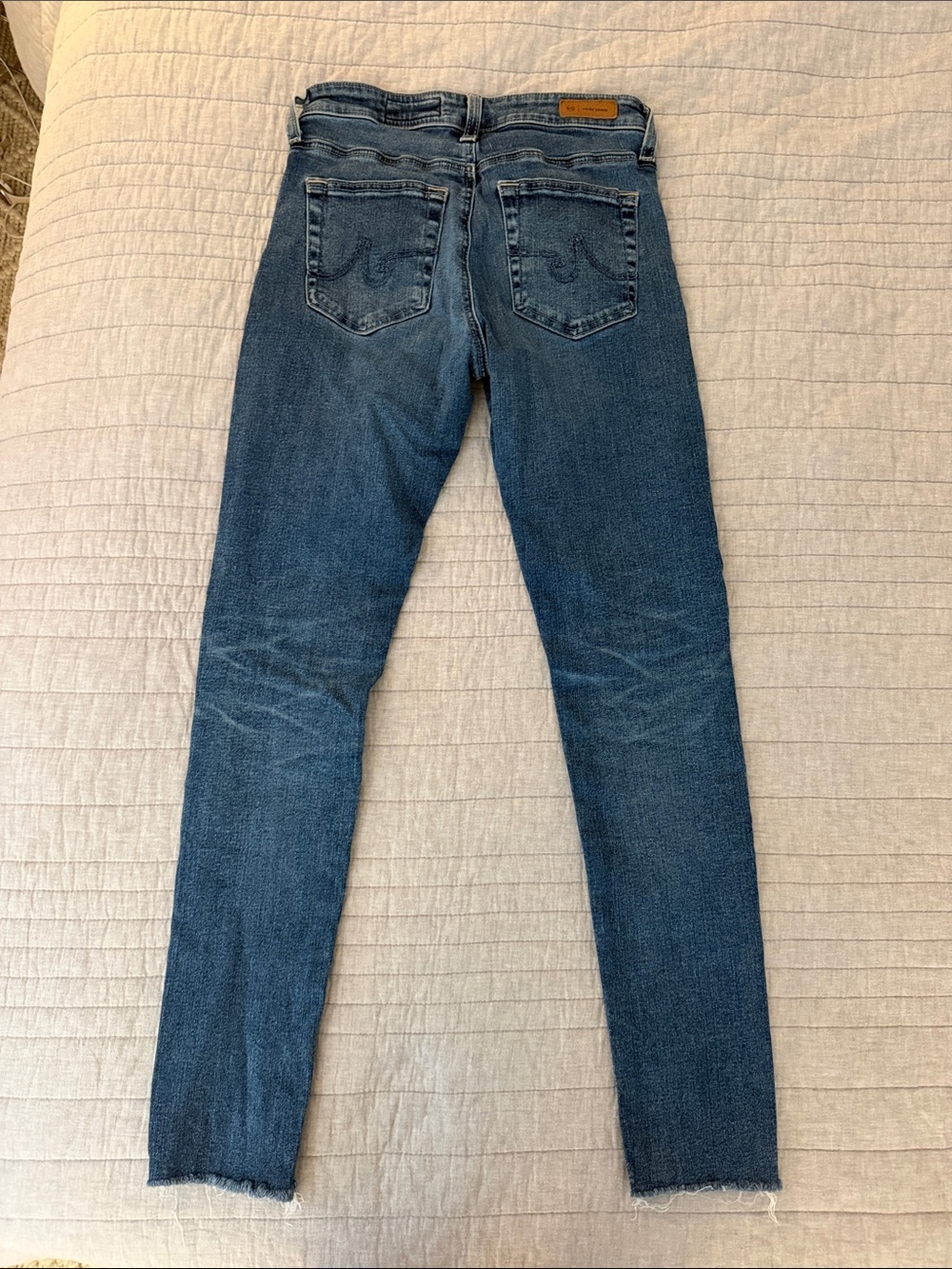 AG Slim Straight Dark Blue Farrah Ankle